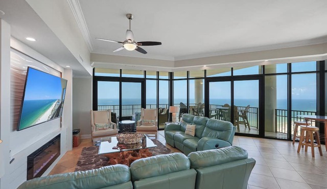 Amazing Penthouse living~Upscale~Luxury~Corner unit~BEST Views~Private balcony! in Orange Beach