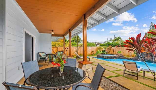 Luxury Princeville Retreat, Private Pool & Spa, 4 Bedrooms & 4 baths, Sleeps 10 in Princeville