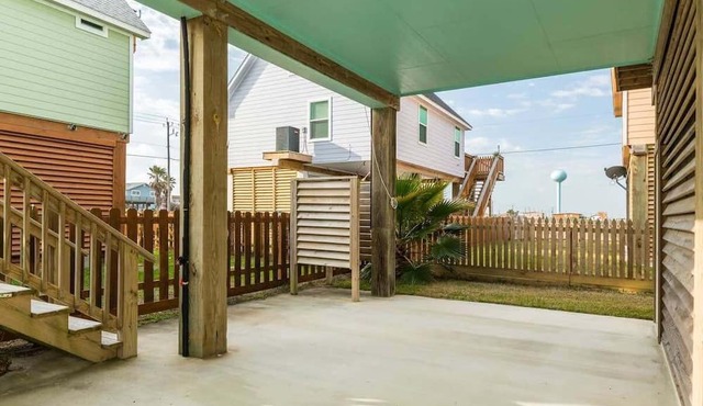 Just Take It Easy - Modern Decor, Chill Vibe! in Surfside Beach