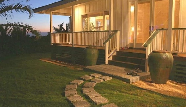 Elegant Malibu Style Beach House on Kauai's Sunny West Side - TVNCU #5162 in Kekaha