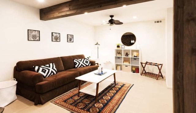 Modern Upcountry Hawaiian Suite for a Romantic Getaway in the Upcountry of Maui!