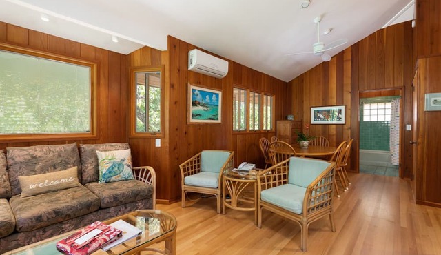 Waialea Bay Beachfront Home with AC