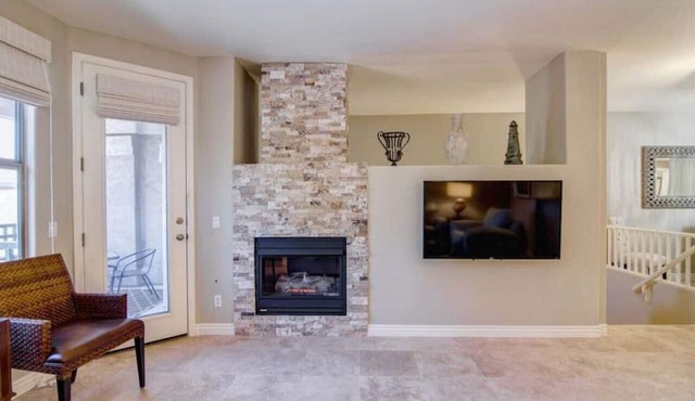 Luxury Living in Kierland Greens in Scottsdale