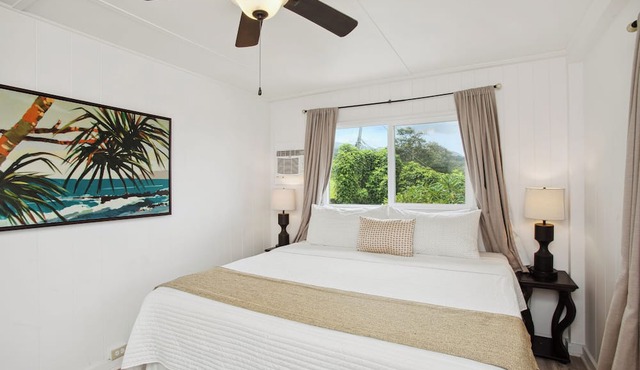 Beautiful home in the Heart of Hana, sleeps 4 with 2br/1b