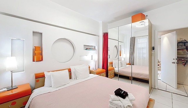 Spacious beach gem: Perfect for groups and couples in Miami Beach