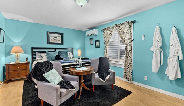 Conley Suites Apartment A - for those that prefer a private space. in Yelm
