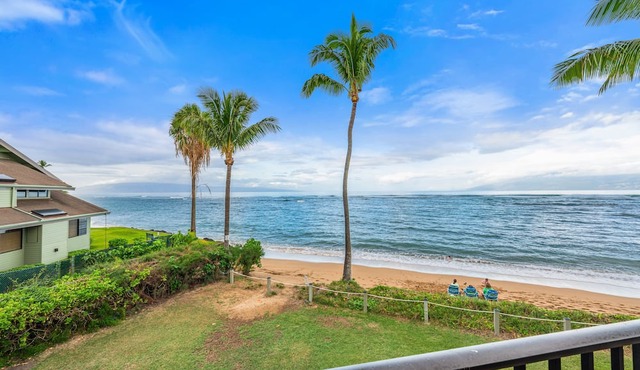 Spacious Oceanfront Condo in West Maui - Kahana Village 4