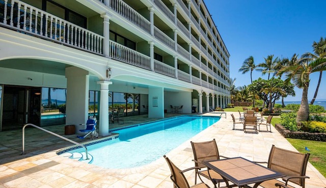 New Listing - Lahaina Shores 317, Beautiful Beachfront Location