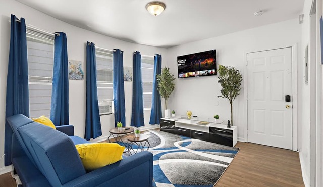 Fun Family getaway - NYC & NWK w/free parking in Newark