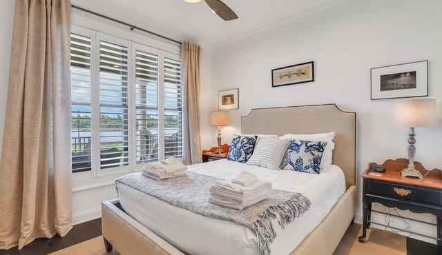 Incredible Riverfront Views w/Patio Overlooking River by Lucky Savannah in Savannah