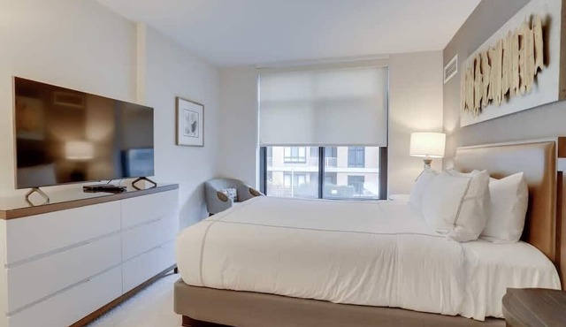 Sojourn | VA Square | 2 BR in Arlington
