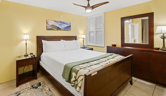 Kamaole Sands 10-113: Ocean View, Ground Level, Renovated, Large Lanai, Split-AC