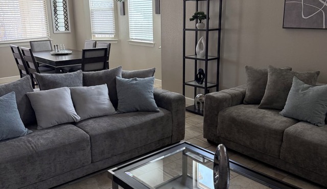 Westside spot near the Outlet Mall and Providence Hospital, with easy I-10 acces in El Paso