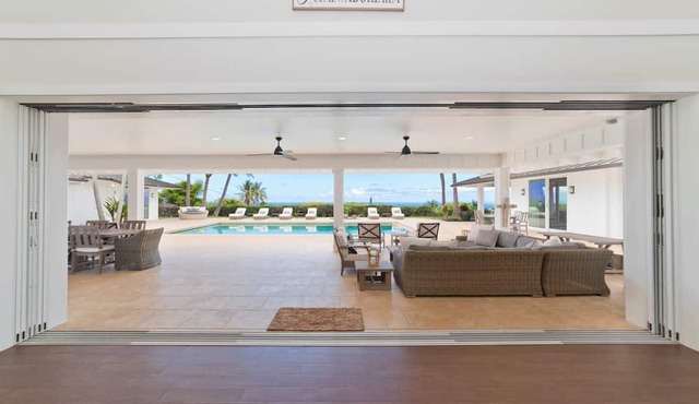 Last Minute Booking Sale! Luxury Retreat in Kona with Saltwater Pool