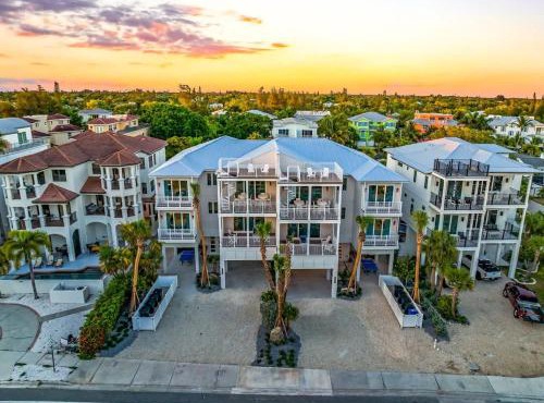 Gulfside Green Estate in Siesta Key