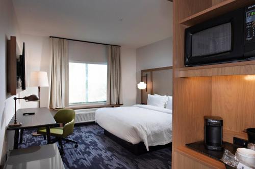 Fairfield Inn & Suites by Marriott Dayton North in Murlin Heights