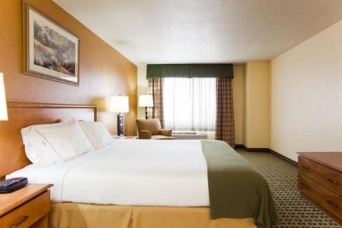 Holiday Inn Express Hotel Hesperia Ihg 