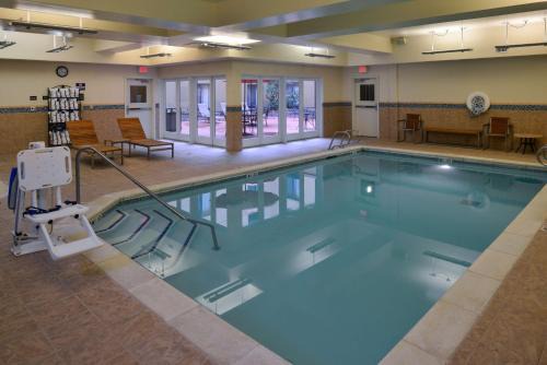 Hampton Inn Suites 